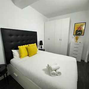 Studio met een Queen Size Bed